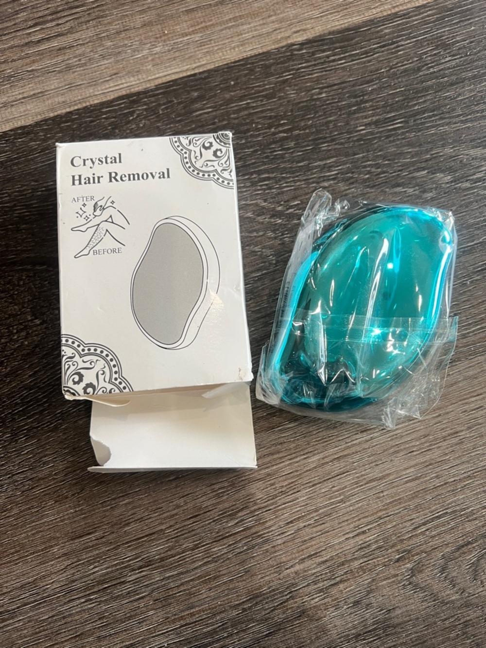 (51) NWT Crystal Hair Removal Tool - Teal